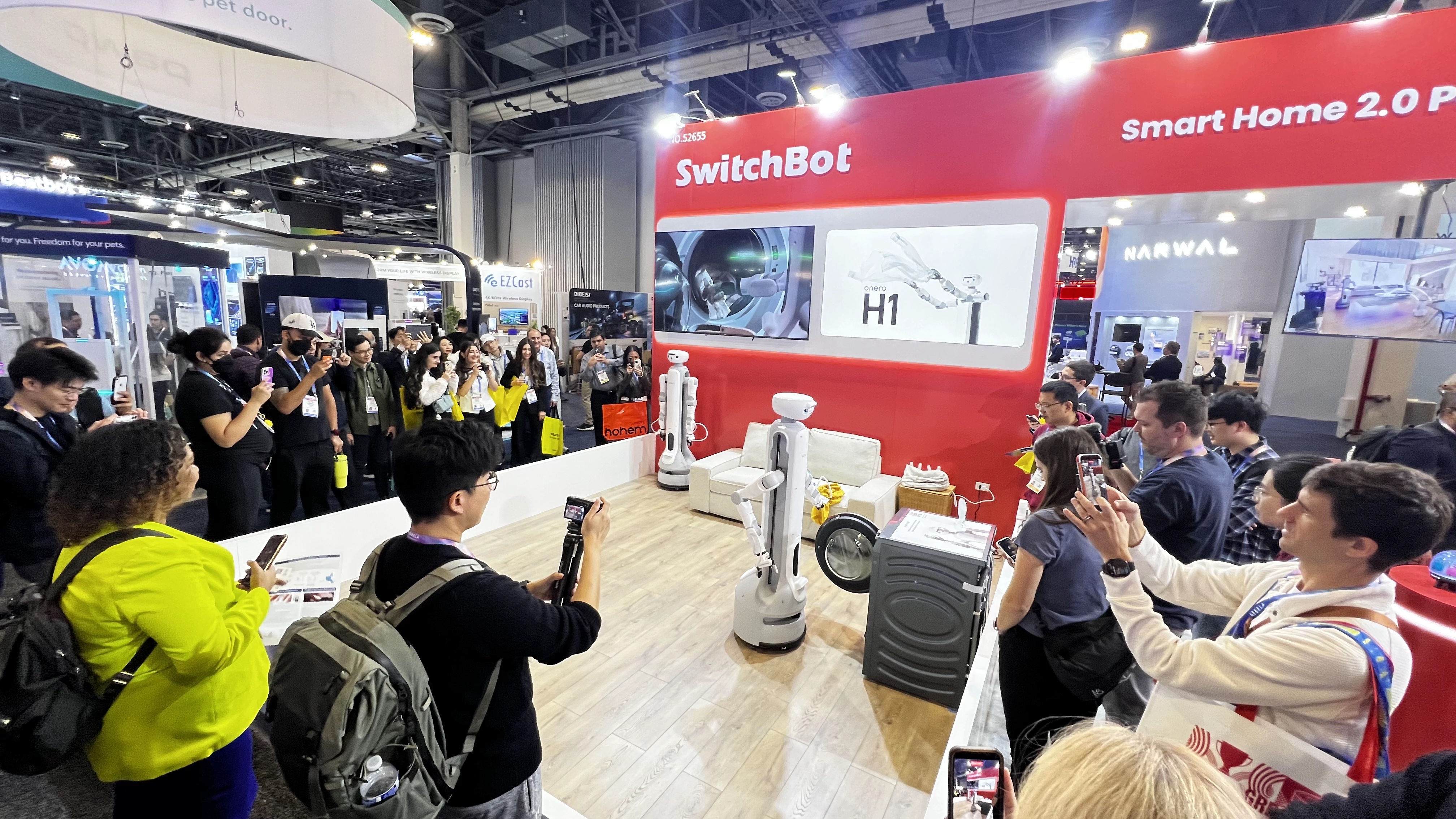 OneRobotics onero humanoid embodied robot makes global debut, robot lineup illuminates CES 2026